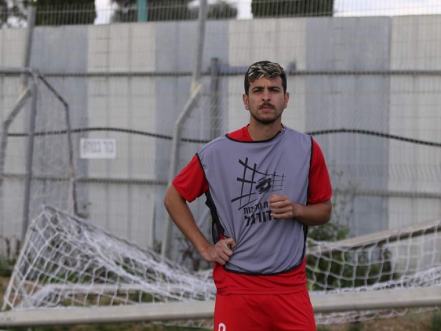 עזריה. צמד שערים (דאפר מחאמיד)